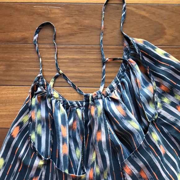 🌟 UO Ecote silk top - Picture 3 of 6